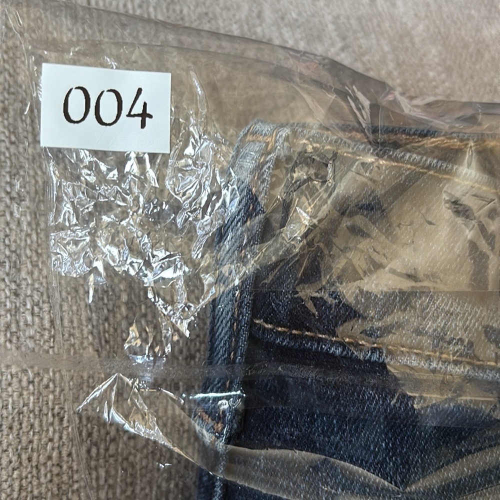 LUCKY BRAND Classic Blue Jeans - Picture 7 of 7
